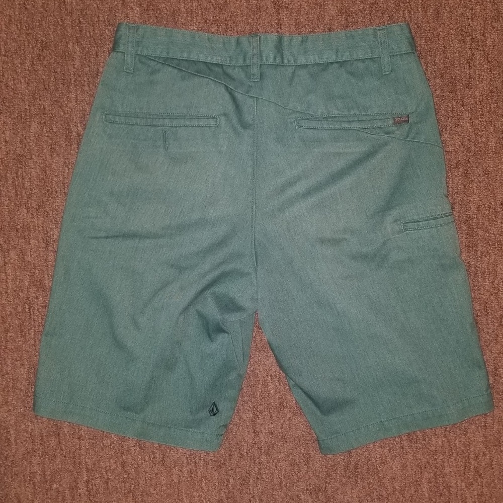 Volcom shorts